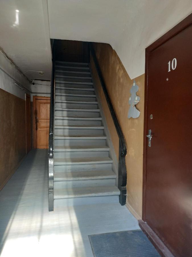 Tiny Non-Smoking Caka & Free Parking Apartment รีกา ภายนอก รูปภาพ